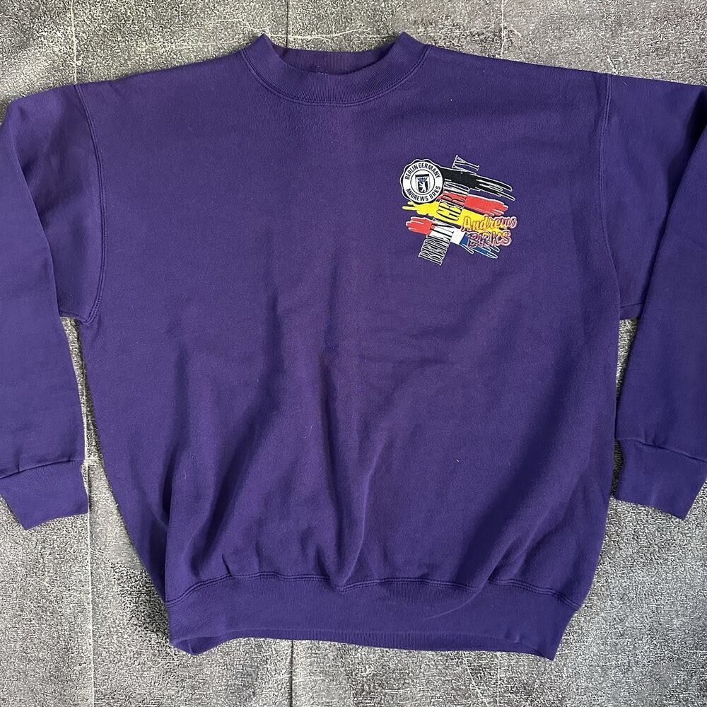 Mens Vintage 80s Andrews Barracks Berlin Germany Purple Crewneck Sweatshirt Sz L